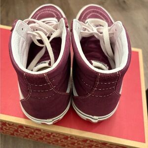 Maroon Vans Size 9.5